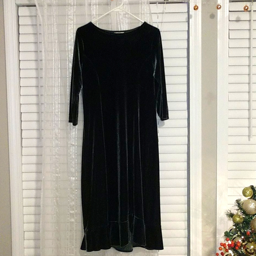 Green velvet dress